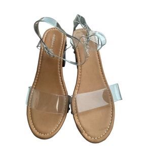 Madden Girl Lifft Women's Brown Stacked Heel Ankle Strap Platform Sandal Size 10